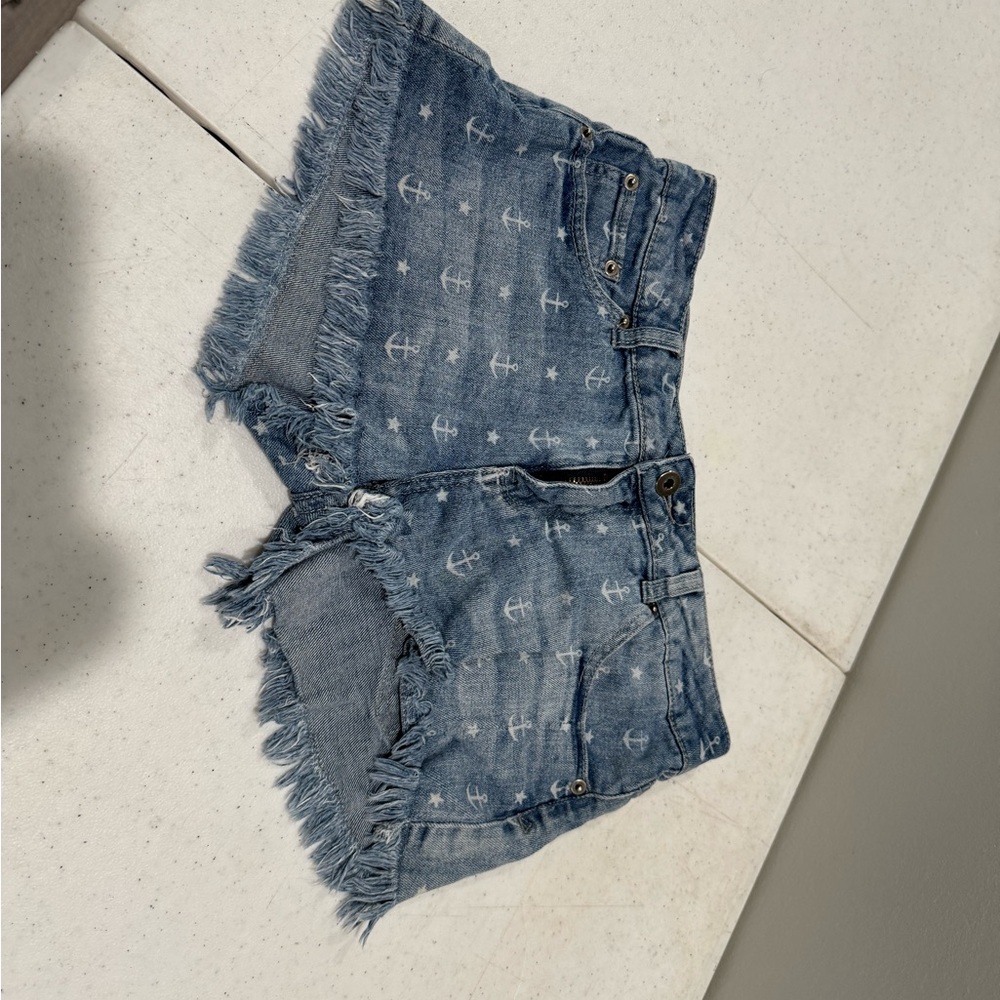 Ocean Drive Blue Anchor Print Jean Shorts
